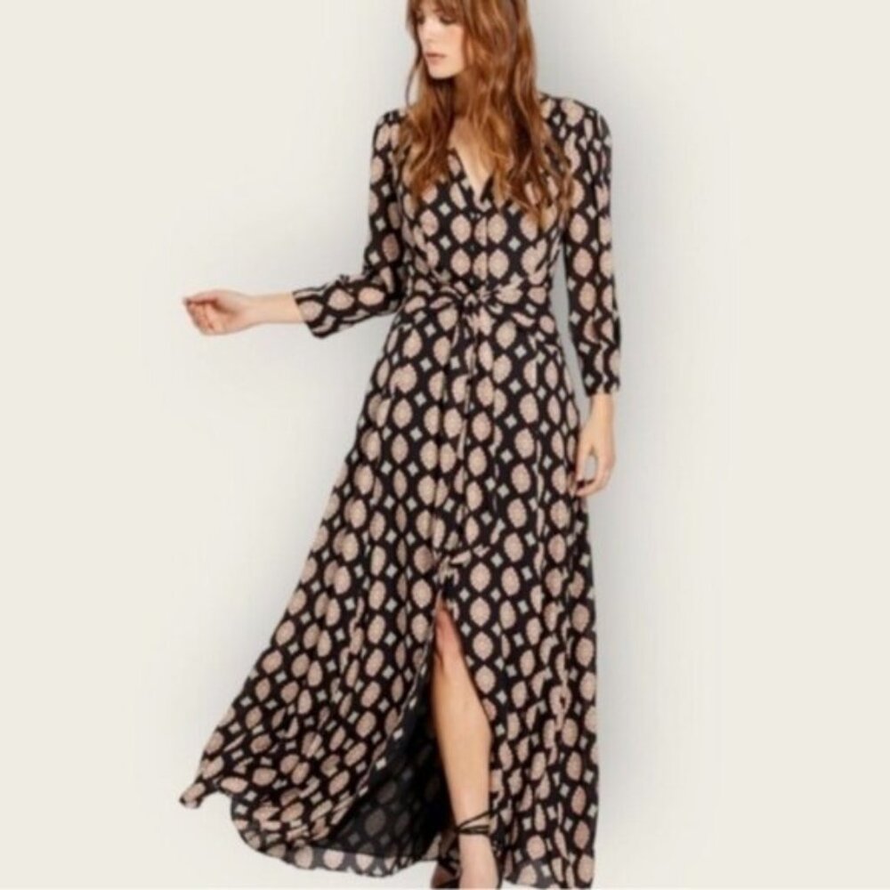 Elegant Black and Cream Maxi Dress